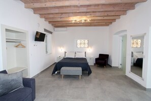 1 bedroom, desk, free WiFi, bed sheets - AENAON Corfu Luxury Apartments #01 - Apollo Apt (Ypsos)