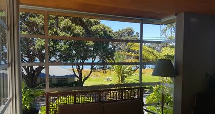 Worser Bay Beachfront Bach. Tranquil and peaceful with seaviews, garden and deck