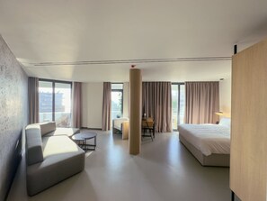 1 bedroom, desk, iron/ironing board, travel cot - Zins Luxury Rooms 06 (Durrës)