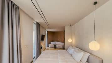 1 bedroom, desk, iron/ironing board, travel crib