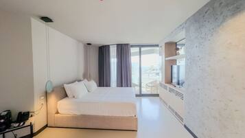1 bedroom, desk, iron/ironing board, travel cot