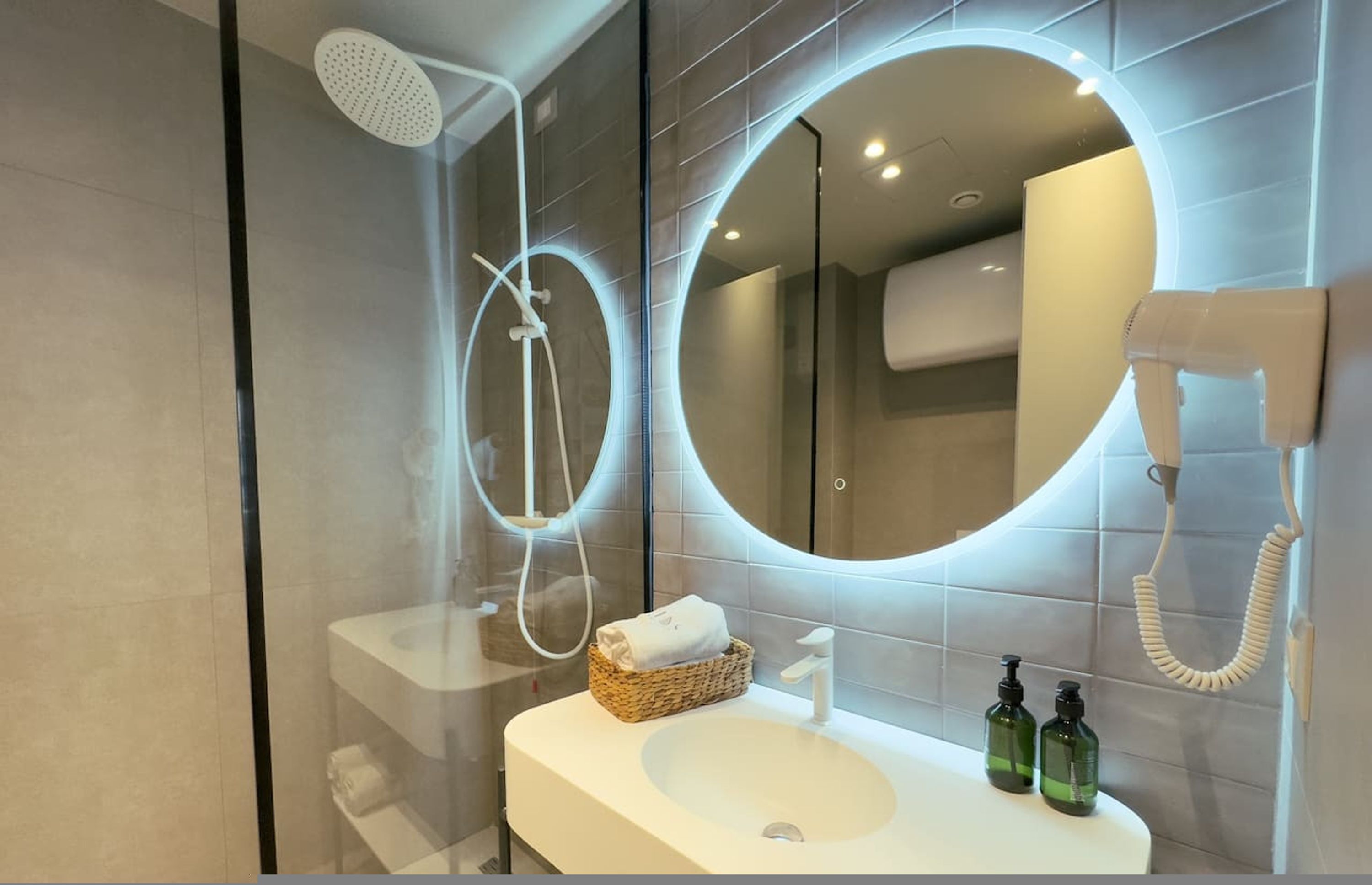 Hair dryer, towels