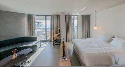 Zins Luxury Room 05 in Durrës