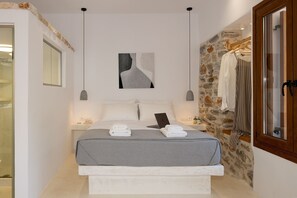 1 habitación, tabla de planchar con plancha, wifi gratis y ropa de cama 