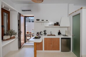 Coffee/tea maker - Naxos boutique suites 1 (Filoti)