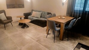 Unclassified image, 2 of 29, button - Frank & Jimmy’s Apartment I (Trikala)