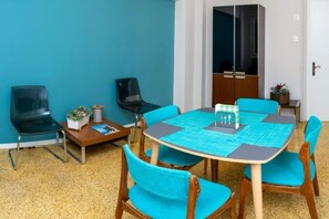 Dining - Crown Syntagma Apartment (Athina)