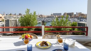 Outdoor dining - Vilamarina Elegance T2  | HsRentals Vilamarina (Quarteira)