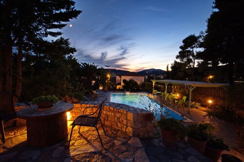 Kamelia Villa 4 in Alonissos