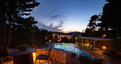 Kamelia Villa 4 in Alonissos