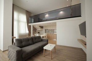 TV, offices - Duplex City 04 in Durrës (Durrës)