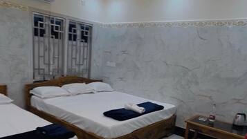 Basic Room | Free WiFi