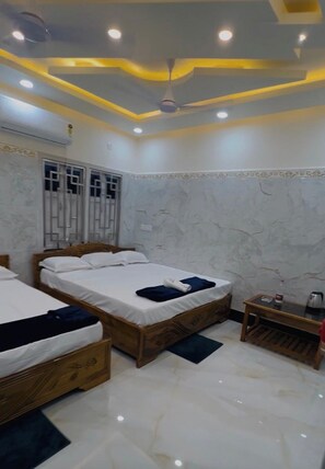 Basic Room - HOTEL JALANGI EMPIRE (Mayapur)