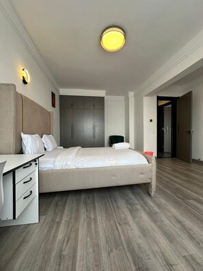 Classic Apartment, City View | Desk, laptop workspace, iron/ironing board, free WiFi - Platinum Oak Residency (Nairobi)