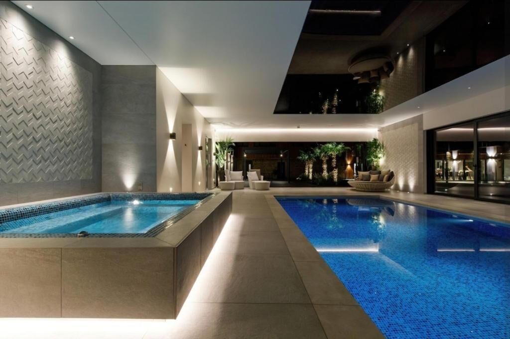 Kolam renang terbuka 