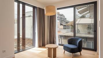 Premium Dual Master Residence | Ferros/tábuas de passar roupa, Wi-Fi de cortesia