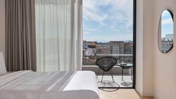 Signature Penthouse Residence | Iron/ironing board, free WiFi