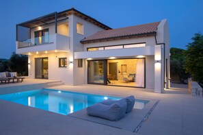 Pool - LUXURY VILLA KARIDIA 2 BEDROOM 4+2 GUESTS (Lefkada)
