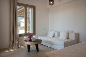Iron/ironing board, free WiFi, bed sheets - Luxury Villa Jaspis Paros (Isterni)