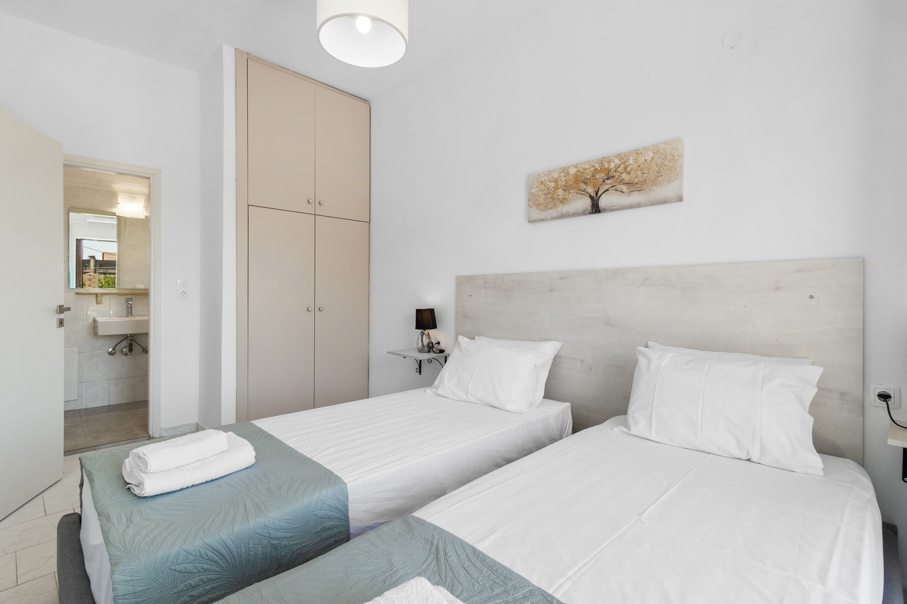 1 bedroom, iron/ironing board, WiFi (free), bed sheets