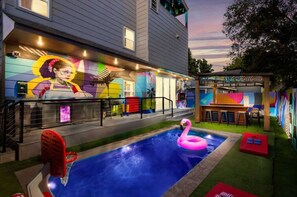 Pool - City Views Rooftop Karaoke, Pool, Hot Tub, Games (San Antonio)