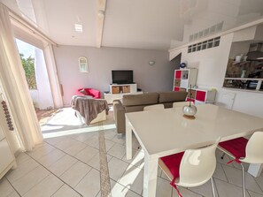Interior - Apartment with AC, sea view - 4 guests (Port-la-Nouvelle)