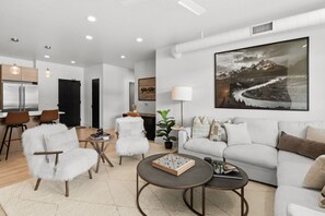 TV - Big Sky Town Center 2nd floor Luxury Condo (Big Sky)