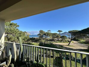 Property grounds - Sea view apartment, AC - 6 guests (Calvi)
