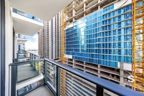 Apartment, Balkon, Stadtblick | Unterkunftsgelände