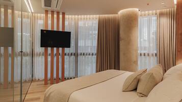 Deluxe Suite, City View | View from room