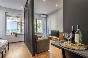 Interior - ARIS Premium Accommodation (Athens)