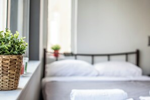 迷你吧、遮光布/窗簾、免費無線上網、床單