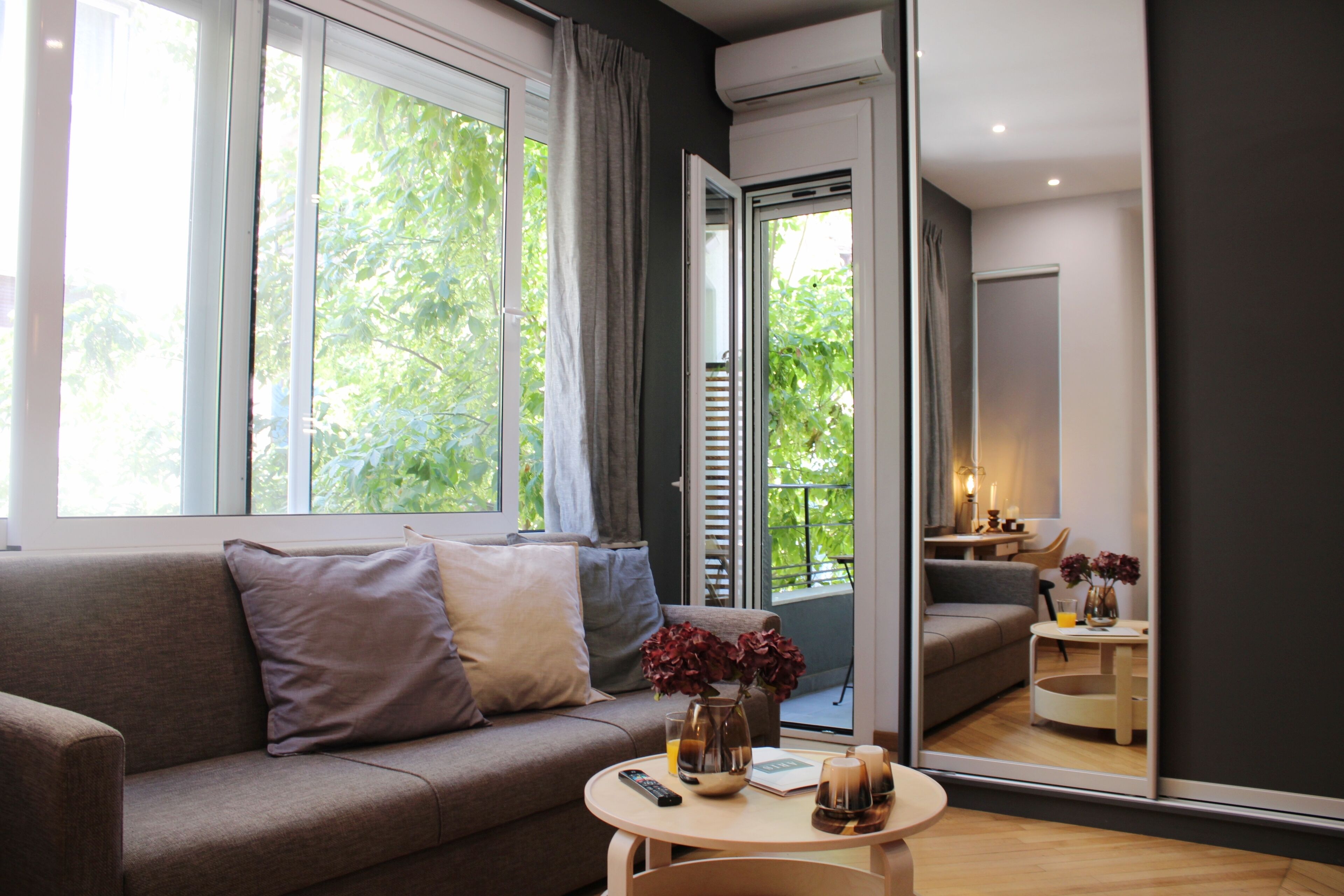 Superior studio suite, uitzicht op stad | Woonruimte