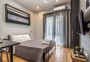 Pimennysverhot, ilmainen Wi-Fi, pääsy pyörätuolilla