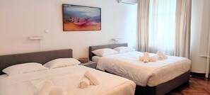 2 Schlafzimmer, Schreibtisch, kostenloses WLAN, Bettwäsche