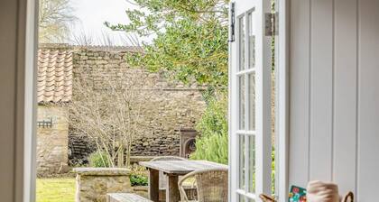 Grade II Listed Cottage & Garden, Evercreech