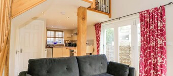 The Barn at Myrtle Cottage