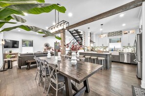 Dining - 3 Homes | Hot Tub, Sauna & Pickleball Retreat (Cleveland)