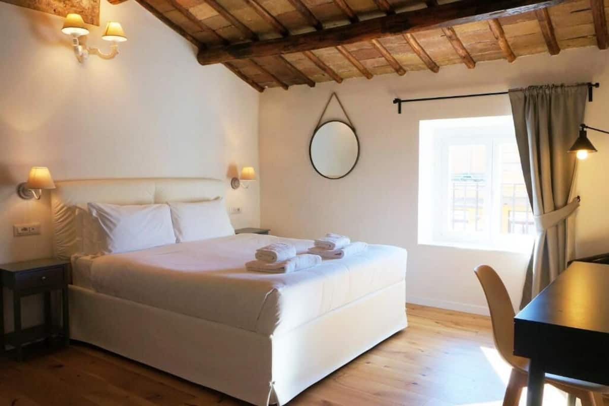 Deluxe-lejlighed - 4 soveværelser - privat badeværelse | Pengeskab på værelset, strygejern/strygebræt, gratis Wi-Fi