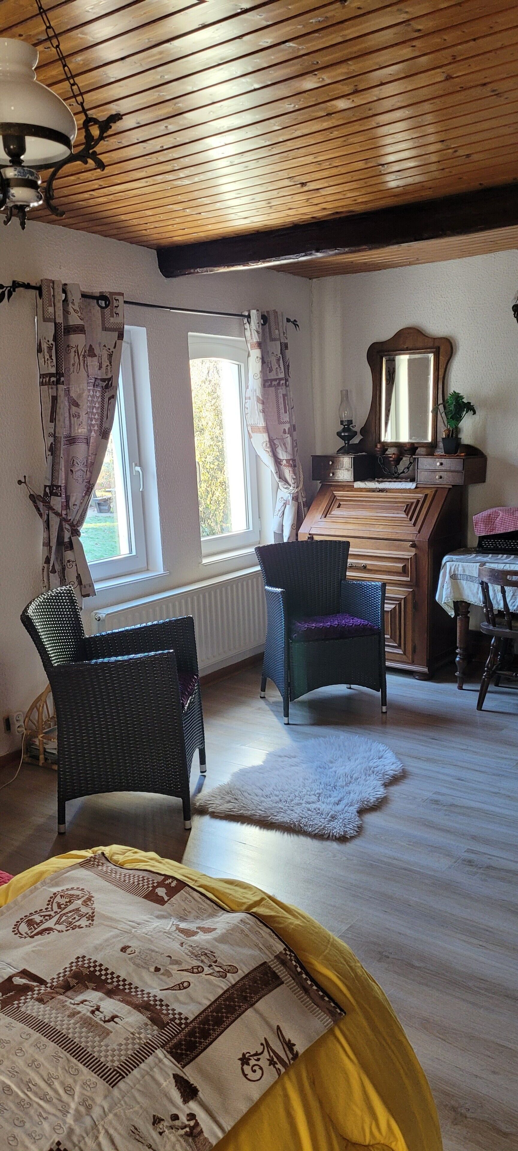 Iron/ironing board, WiFi