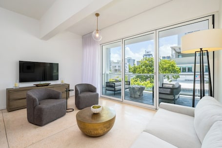 Deluxe Apartment, 3 Bedrooms, City View | Balcony view. Ashford Apartments