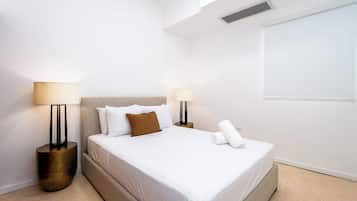 Deluxe Apartment, 3 Bedrooms, City View