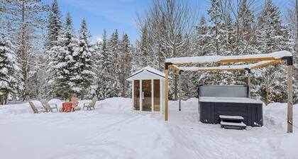 Private Forest Spa Retreat • Modern Chalet