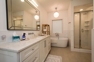 House | 2 bedrooms, Internet