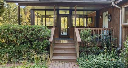 Spacious 4BR Compound w 2 Cottages Near Trails