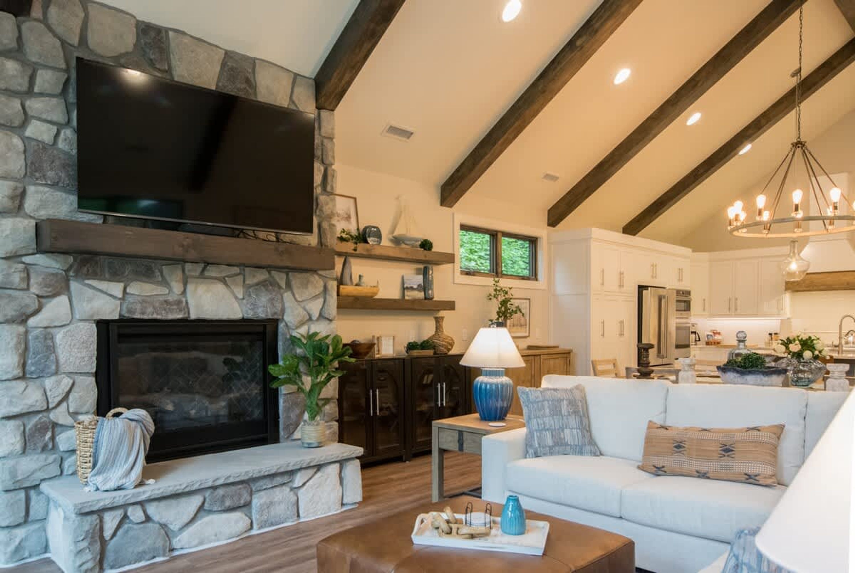 House | 5 bedrooms, Internet