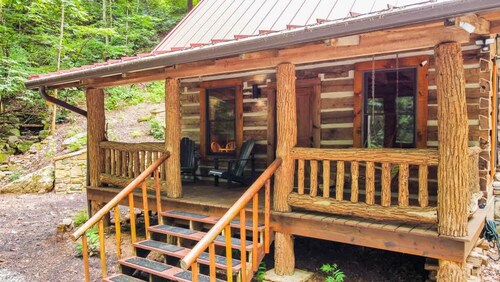Epic 1BR Cabin w Outdoor Fireplace 5 Min to Town