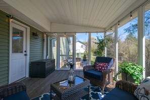 House - Rustic 4BR w Deck Firepit Darts Near Golf (Horse Shoe)