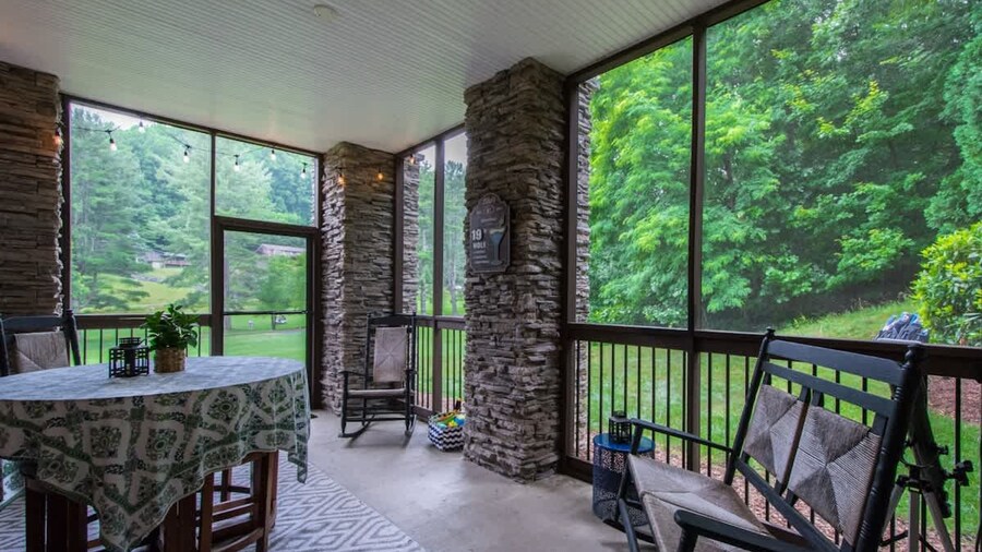 Scenic 2BR Condo w Porch Pool Near Slope Trails