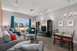 Apartment | 2 bedrooms, Internet - 2BR Condo w Balcony Free Tix Walk to Downtown (Asheville)